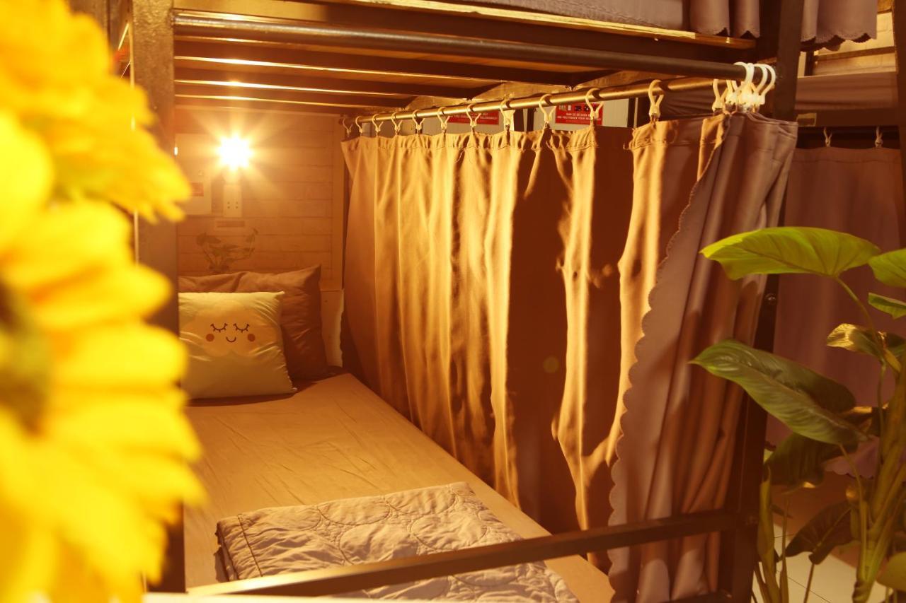 S Phuot Homestay - 3A Lam Son, Ward 2, Tan Binh District โฮจิมินห์ซิตี้ ภายนอก รูปภาพ