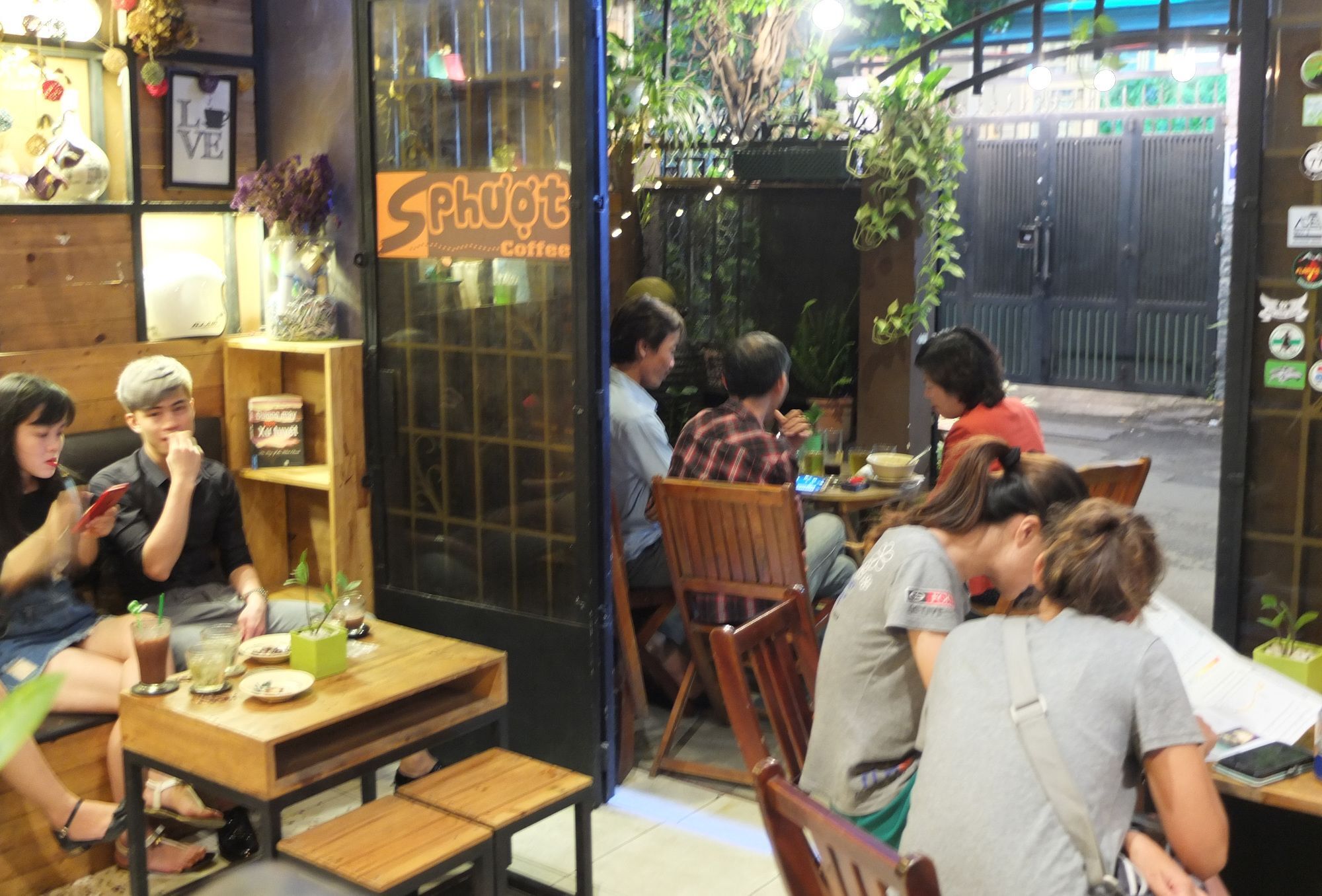 S Phuot Homestay - 3A Lam Son, Ward 2, Tan Binh District โฮจิมินห์ซิตี้ ภายนอก รูปภาพ